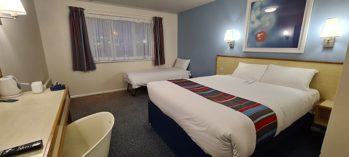 Travelodge Tiverton photo 2