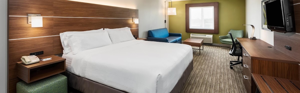 Holiday Inn Express Warrenton by IHG photo 2