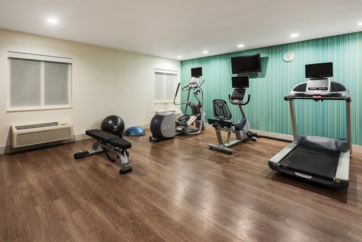 Holiday Inn Express Warrenton by IHG photo 3