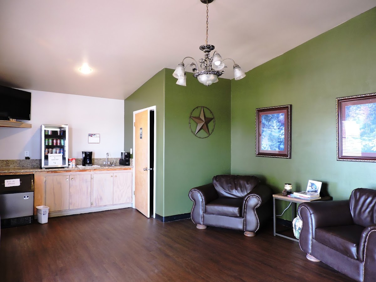 Riata Inn Rankin photo 3