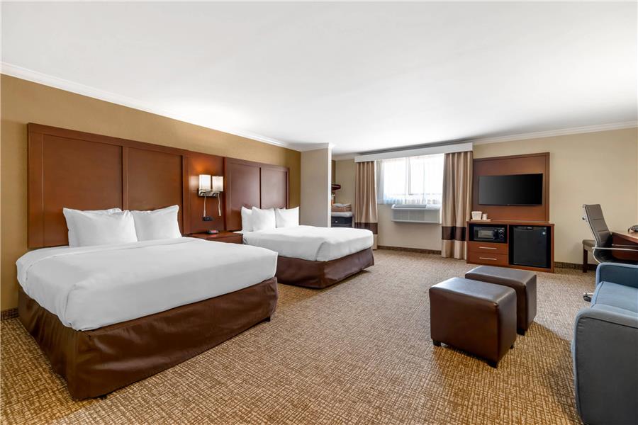 Comfort Suites Elizabethtown photo 2