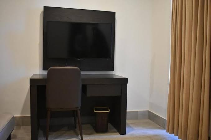 Room 4