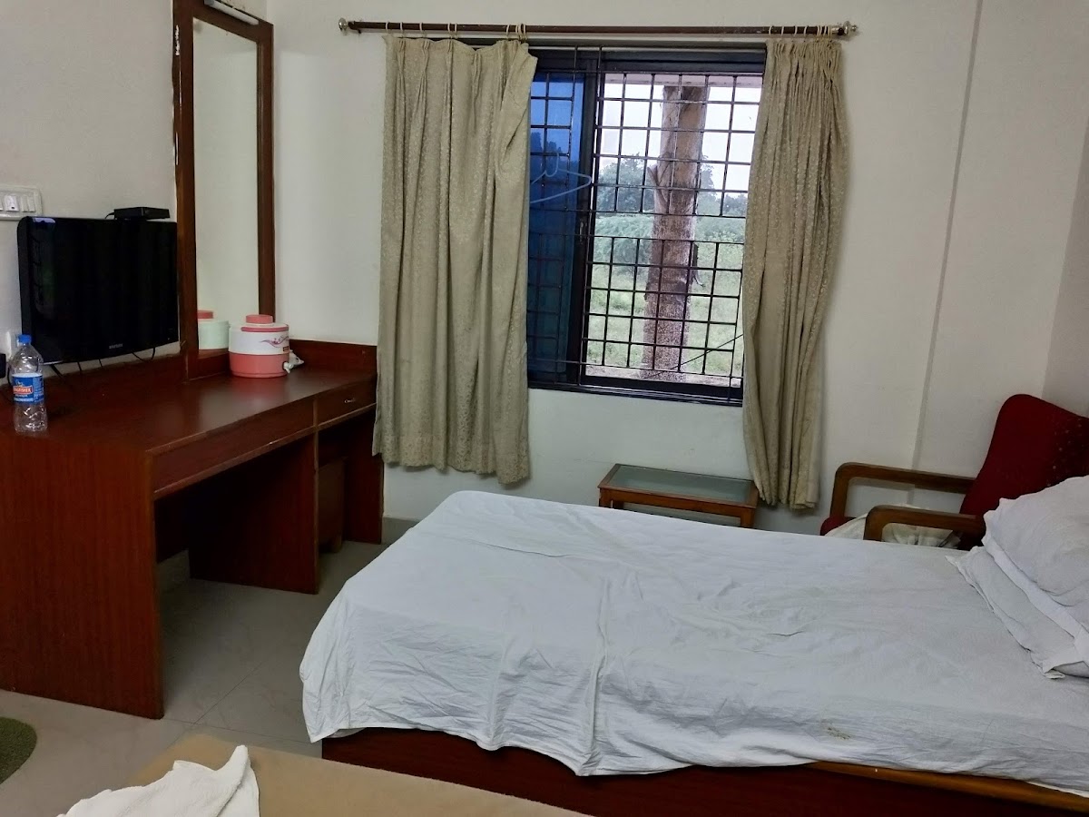 Room 8