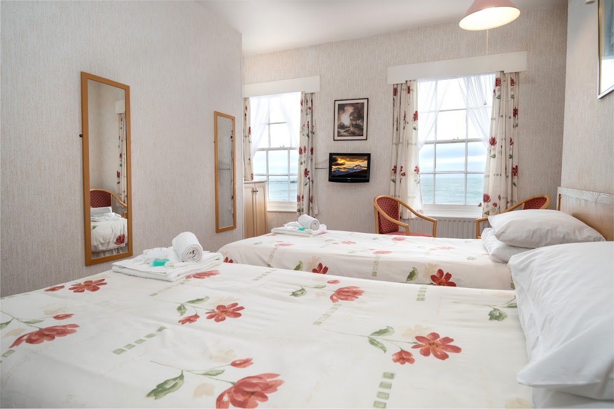 Room 8