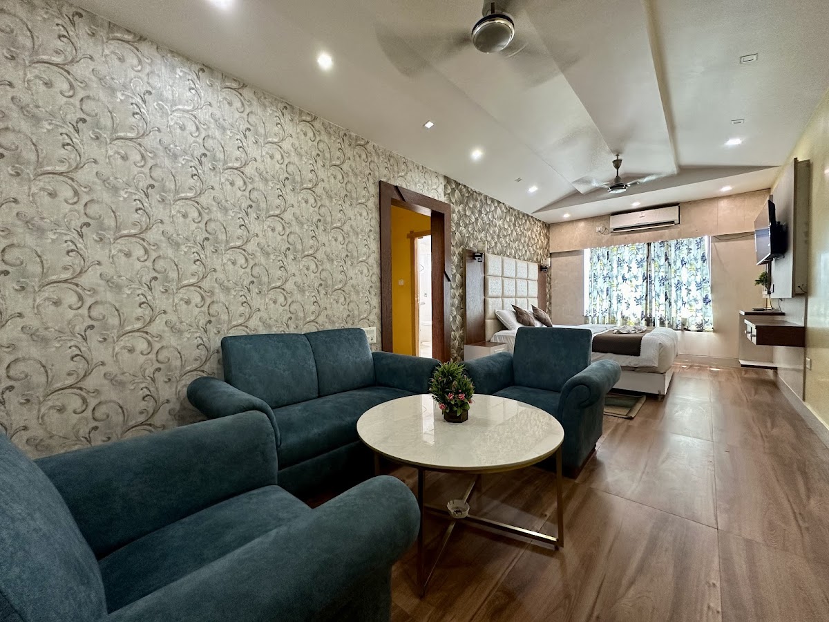 Room 8