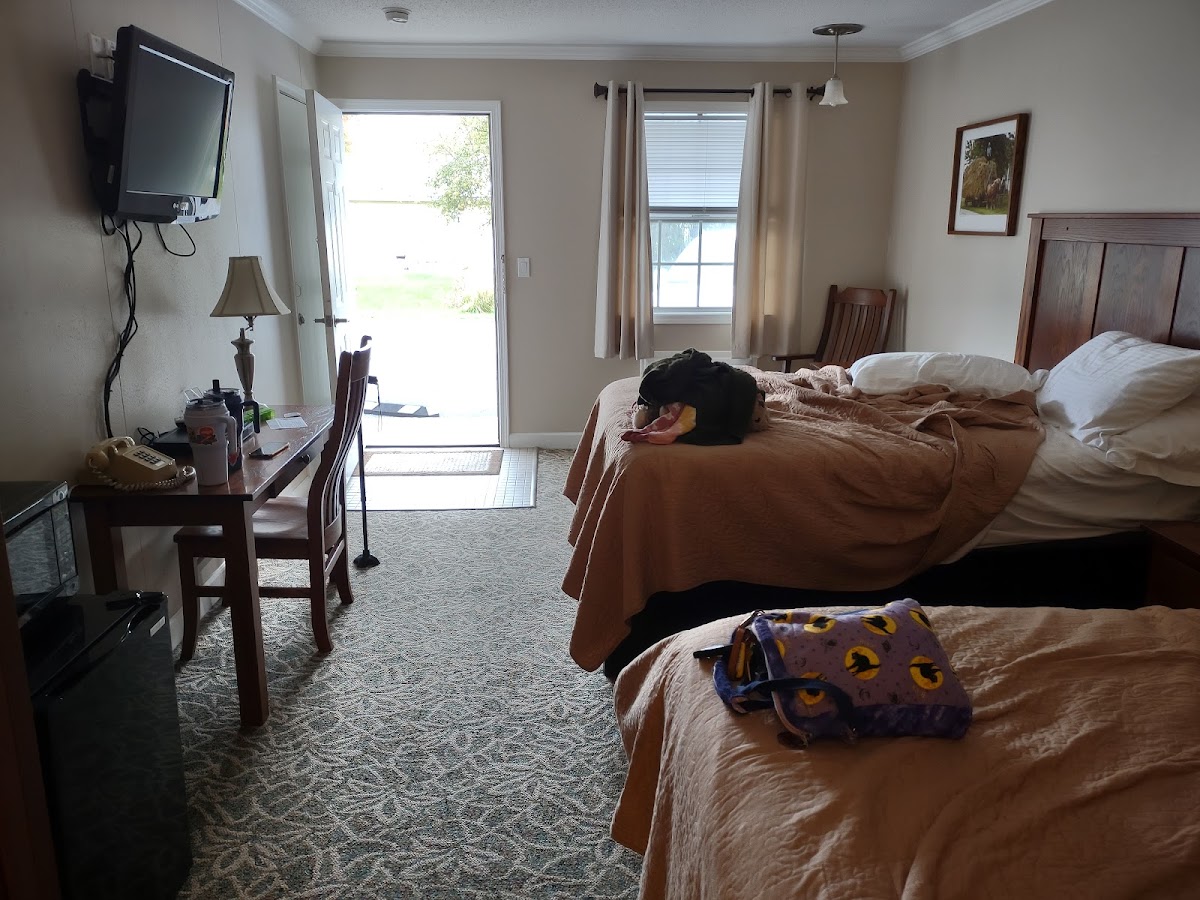 Arthur's Country Inn photo 2