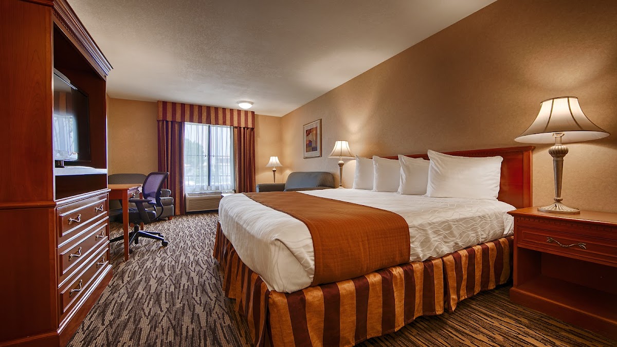 Best Western Norwalk Inn photo 2