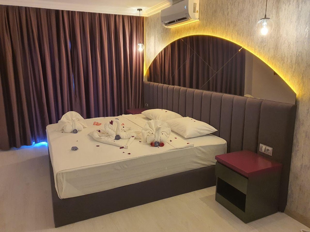 Room 9