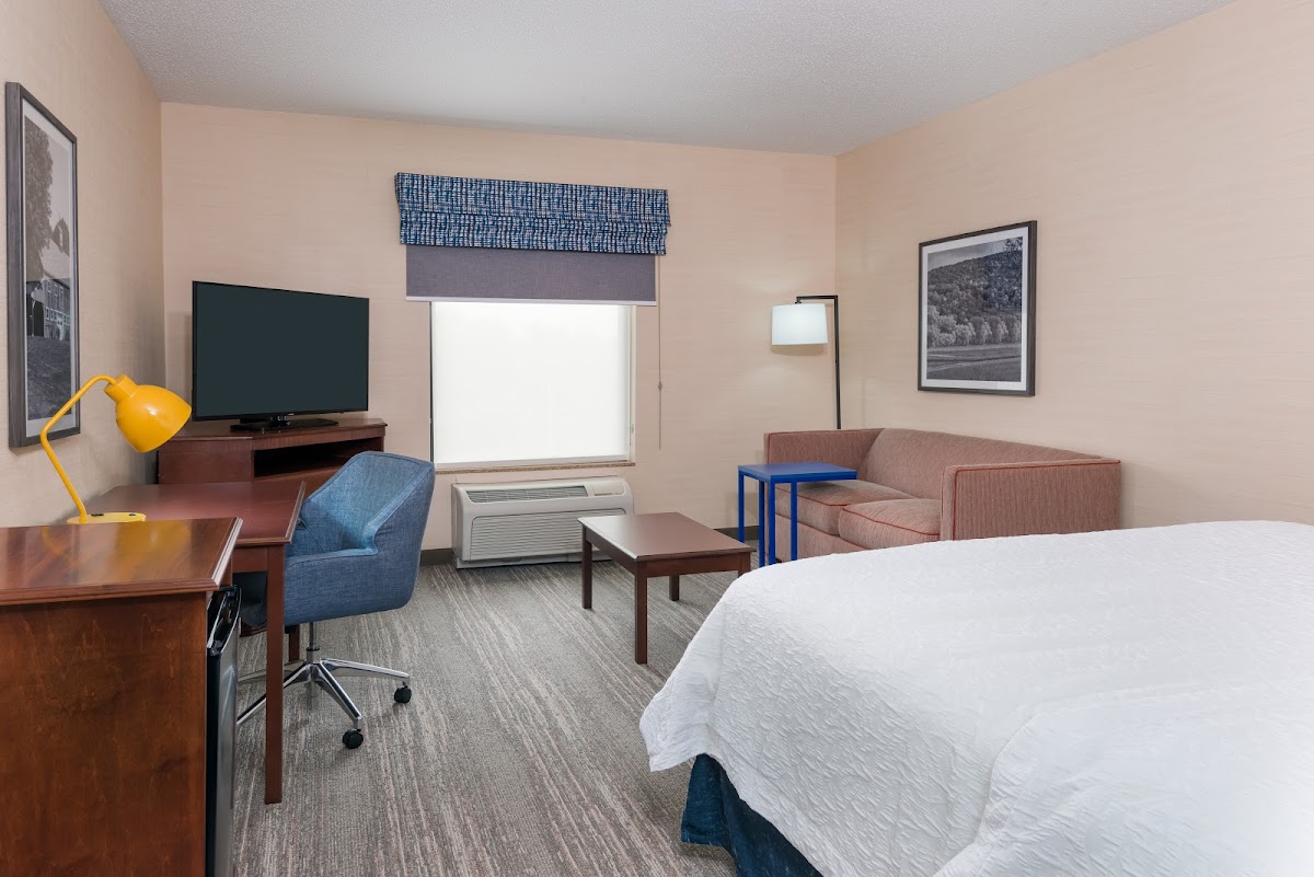 Hampton Inn Springfield South Enfield photo 2
