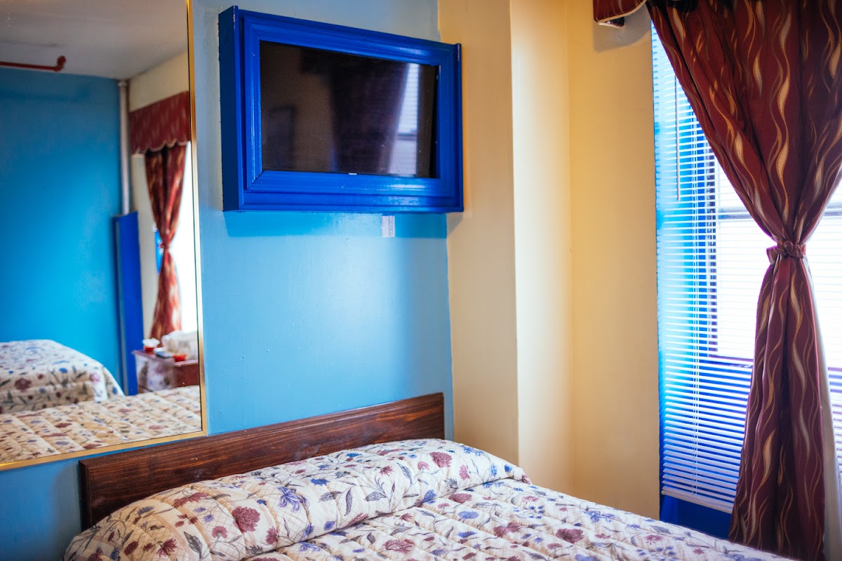 New Ebony Hotel photo 3