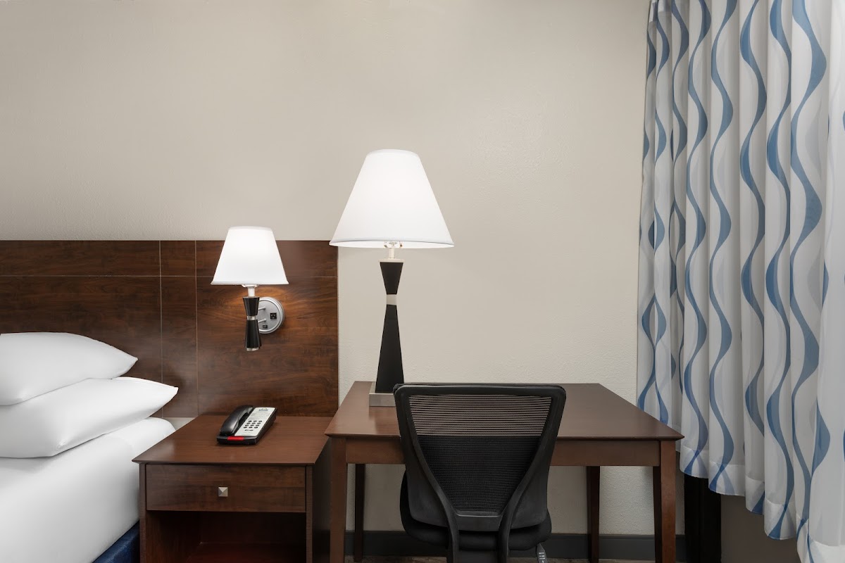 Days Inn by Wyndham Orlando Conv. Center/International Dr photo 3