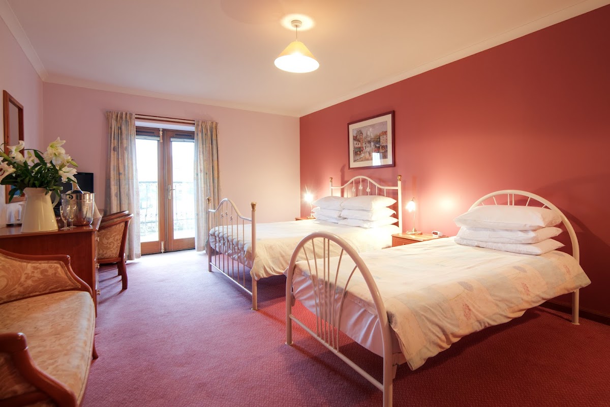 Red House Hotel photo 2