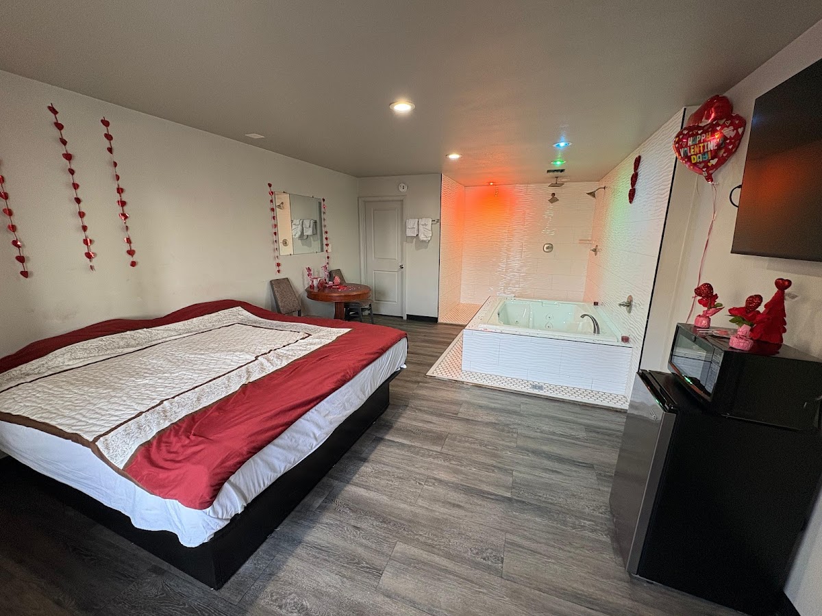 The Queen Bee Motel photo 2