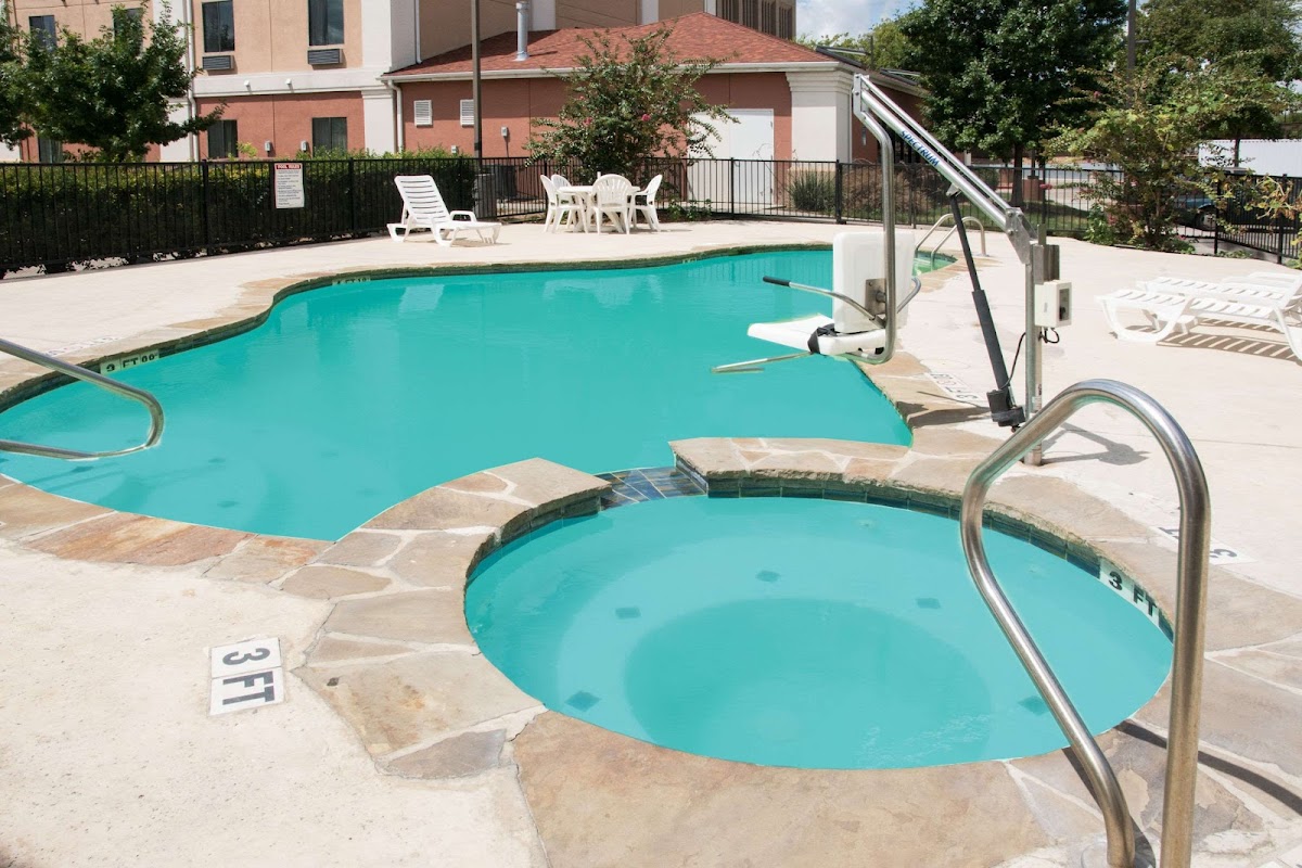 Days Inn by Wyndham Central San Antonio NW Medical Center photo 3