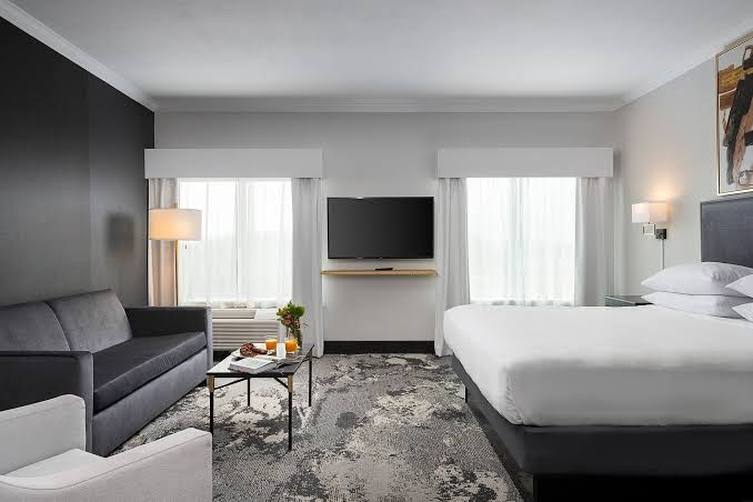 Room 9