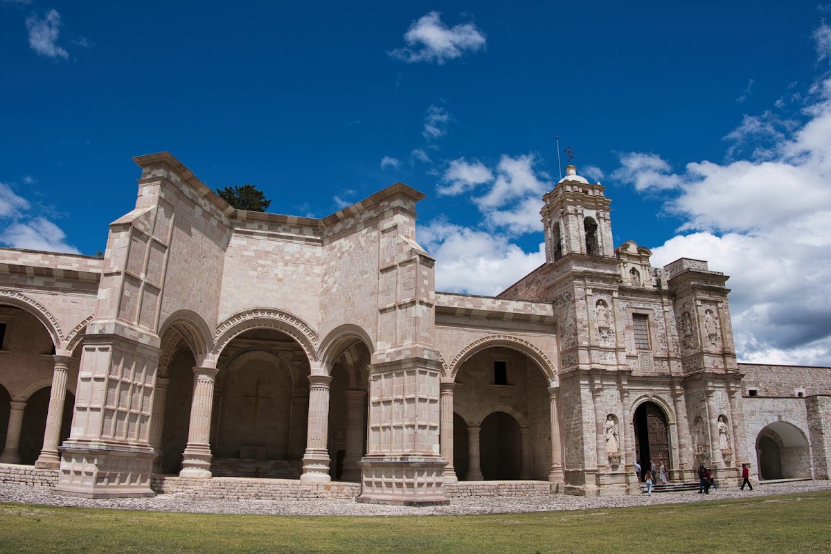 EX CONVENTO DE SAN PEDRO Y SAN PABLO TEPOSCOLULA