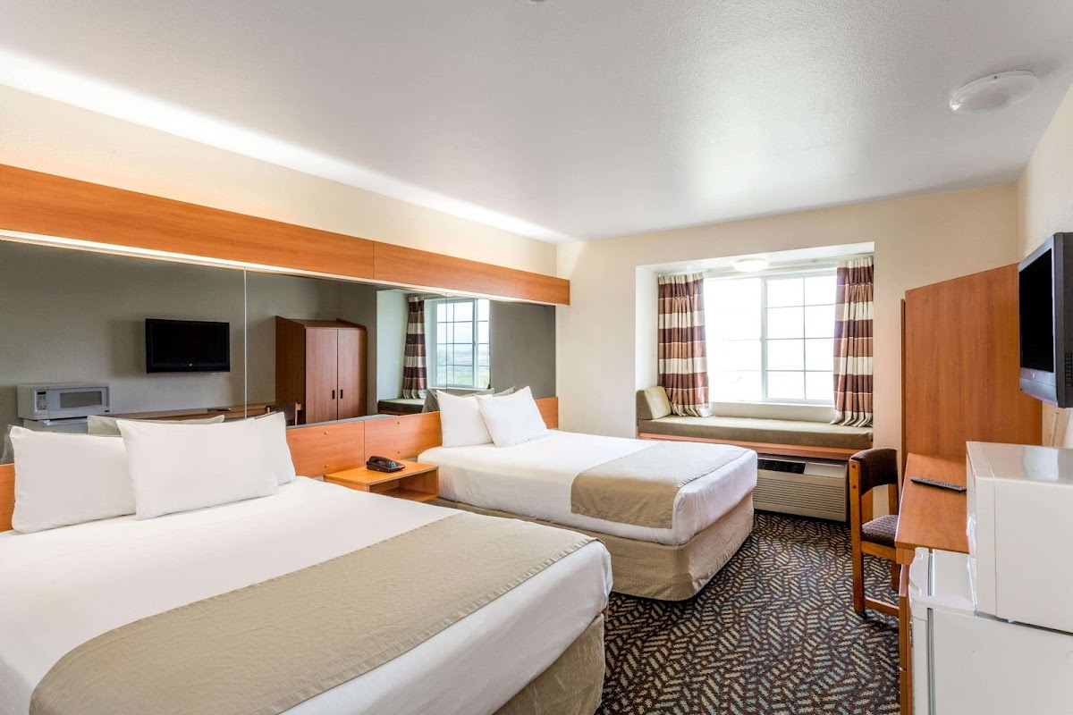 Microtel Inn & Suites by Wyndham Salt Lake City Airport photo 2