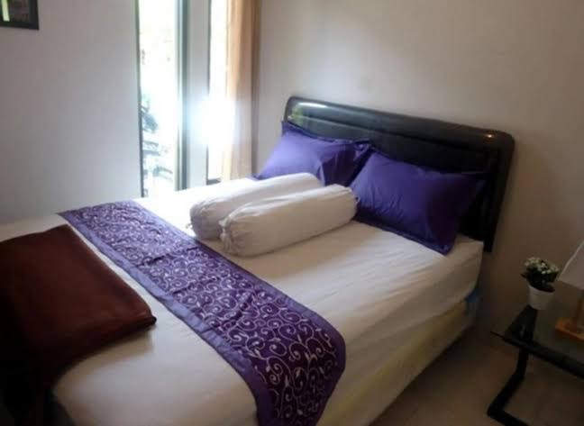 Room 8