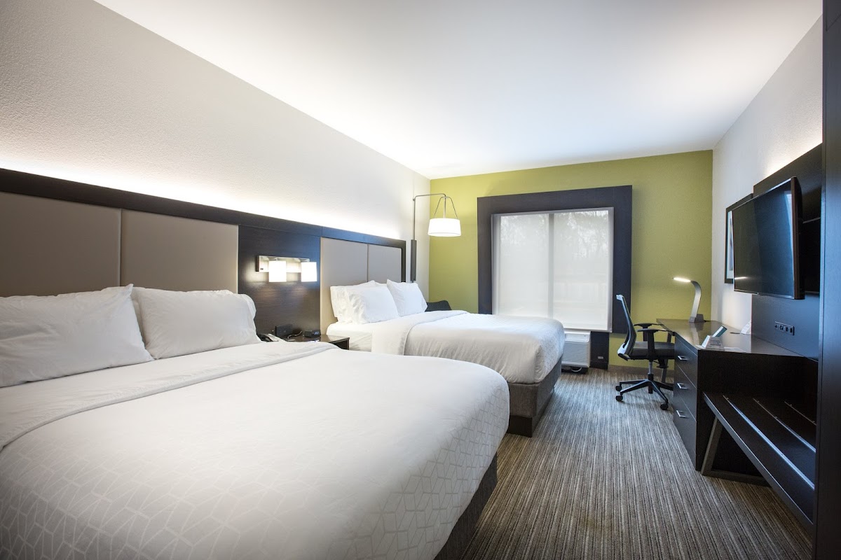 Holiday Inn Express & Suites Tupelo by IHG photo 2