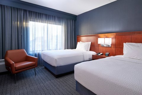 Courtyard by Marriott Chicago Lincolnshire photo 2