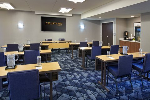 Courtyard by Marriott Chicago Lincolnshire photo 3