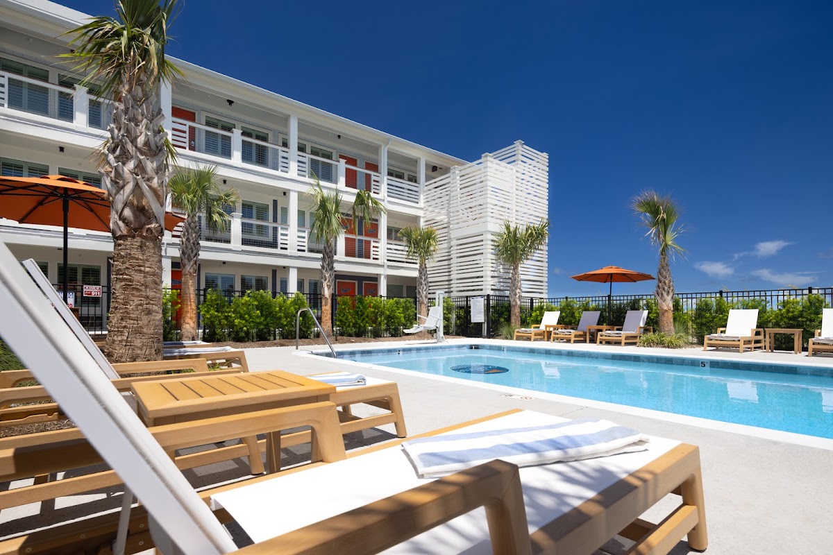 Oceaneer Hotel