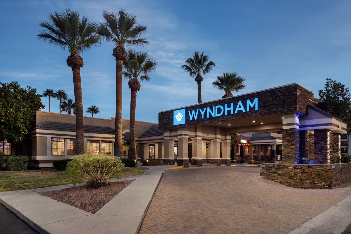 Hotel Bridgeway, a Ramada by Wyndham