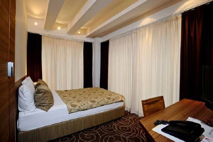 Room 4