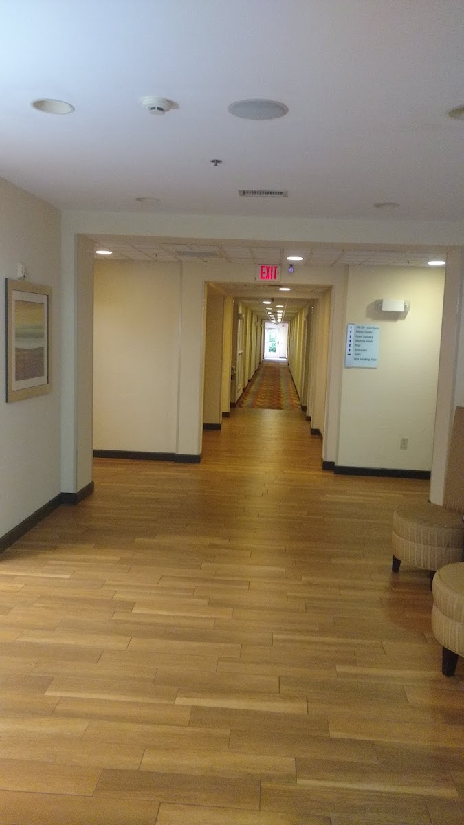 Holiday Inn Express & Suites Murphy, an IHG Hotel photo 3