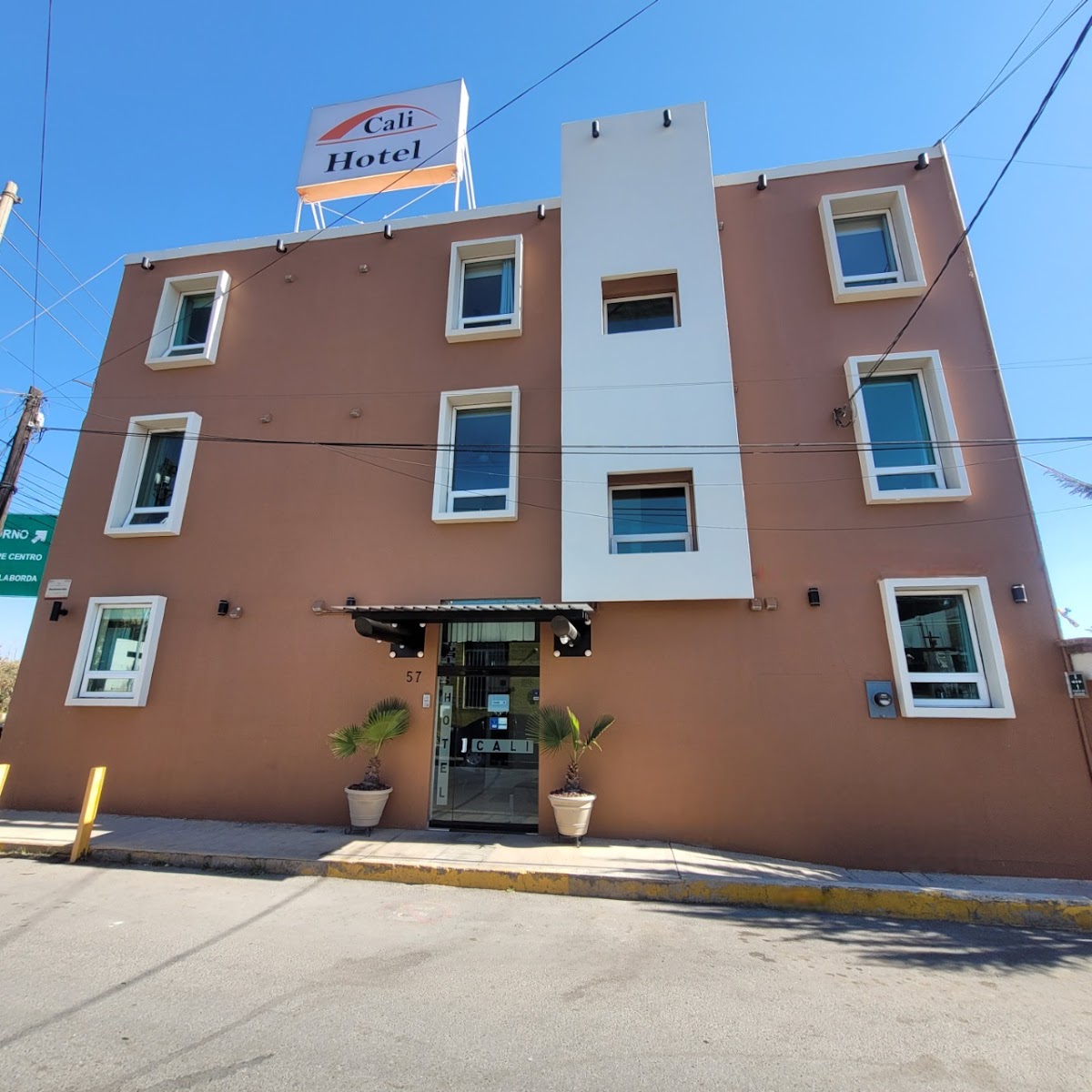 HOTEL CALI
