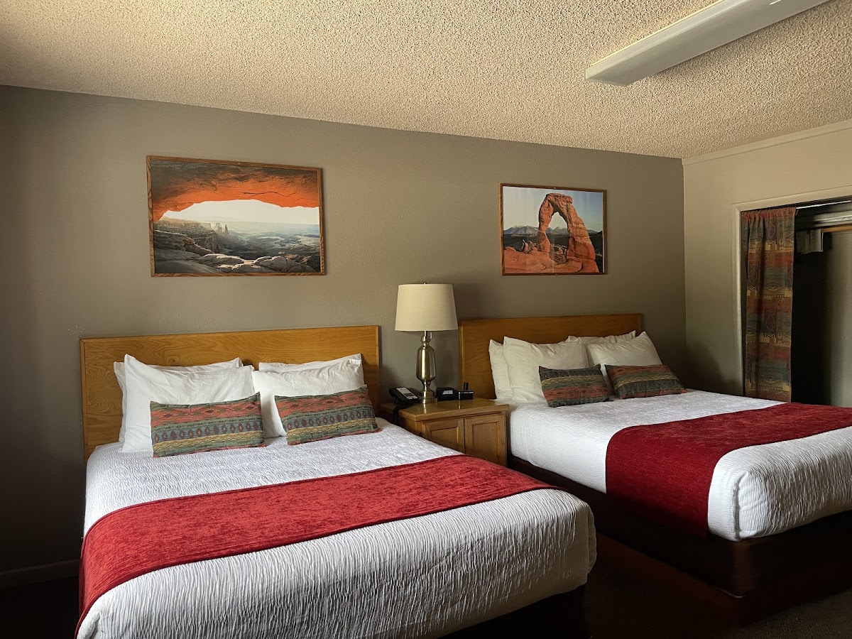 Moab Rustic Inn photo 2