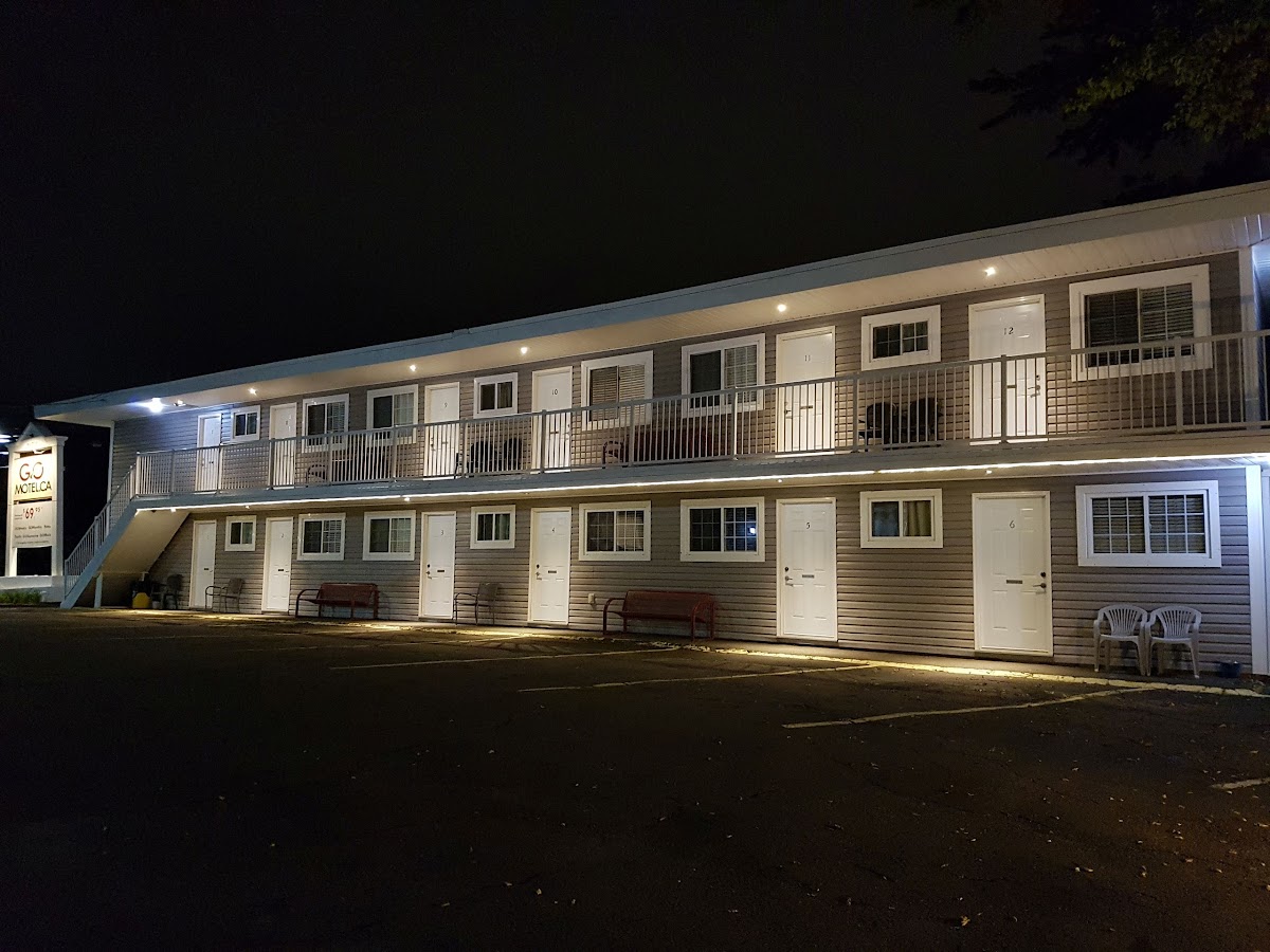 GO Motel photo 3