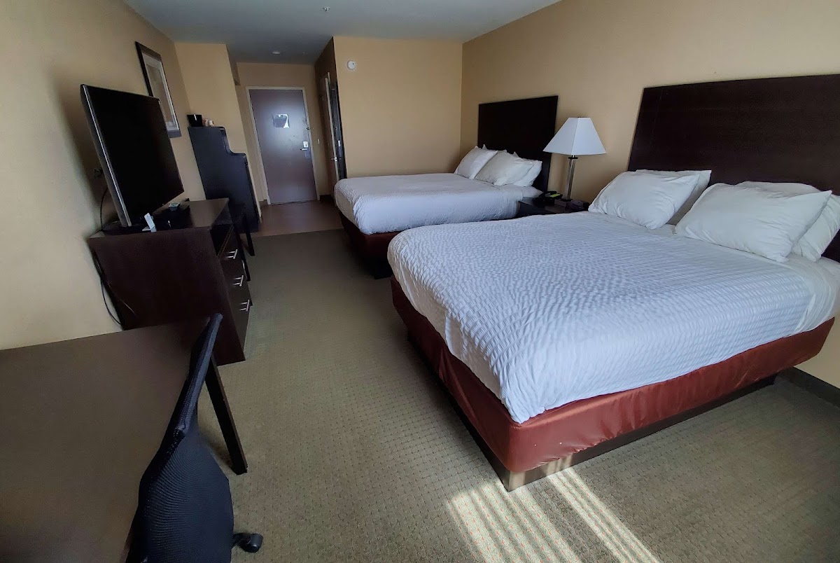 Days Inn & Suites by Wyndham Florence/Jackson Area photo 3
