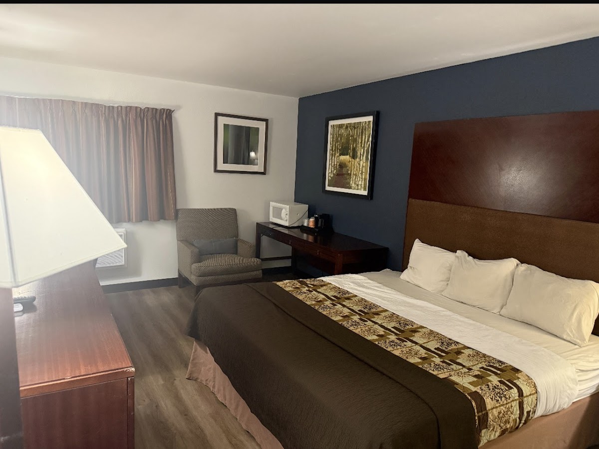 Rodeway Inn Rifle photo 2