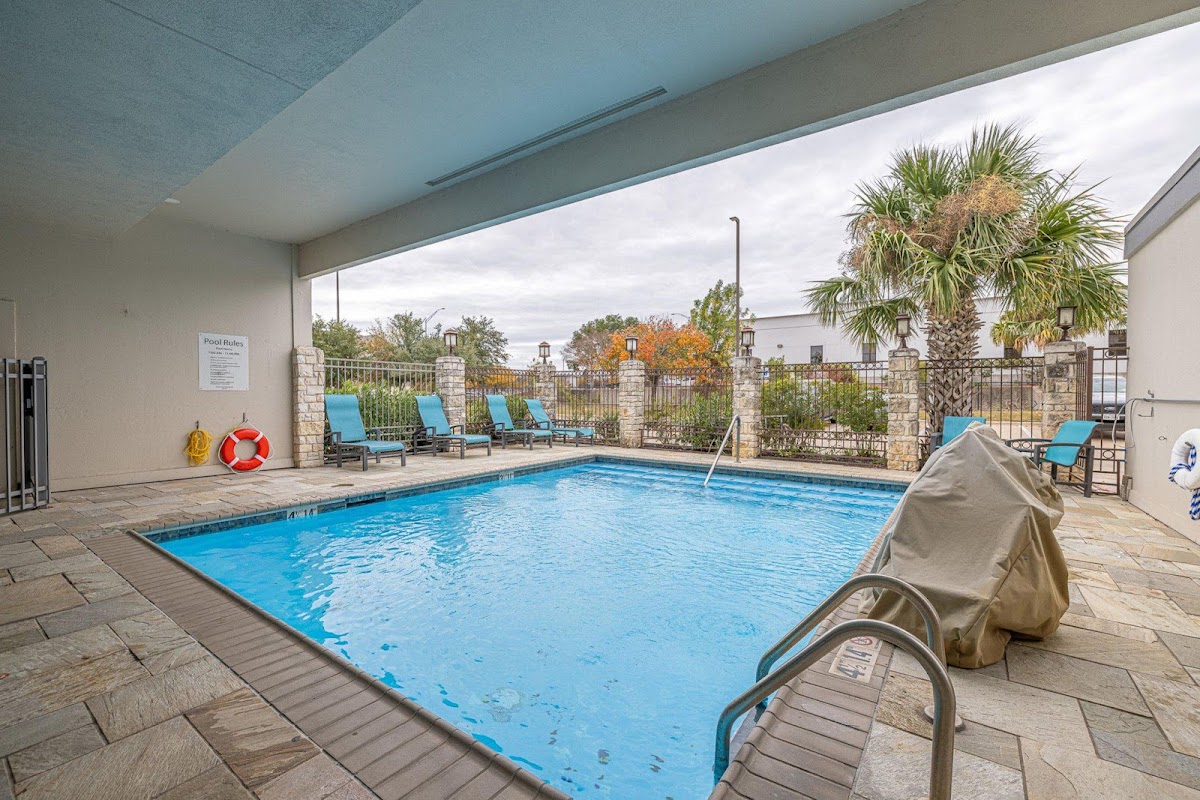 Holiday Inn Express & Suites College Station by IHG photo 3