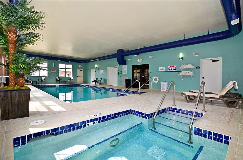 Best Western Plover-Stevens Point Hotel & Conference Ctr photo 2