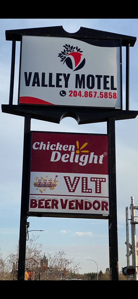 Valley Motor Lodge photo 3