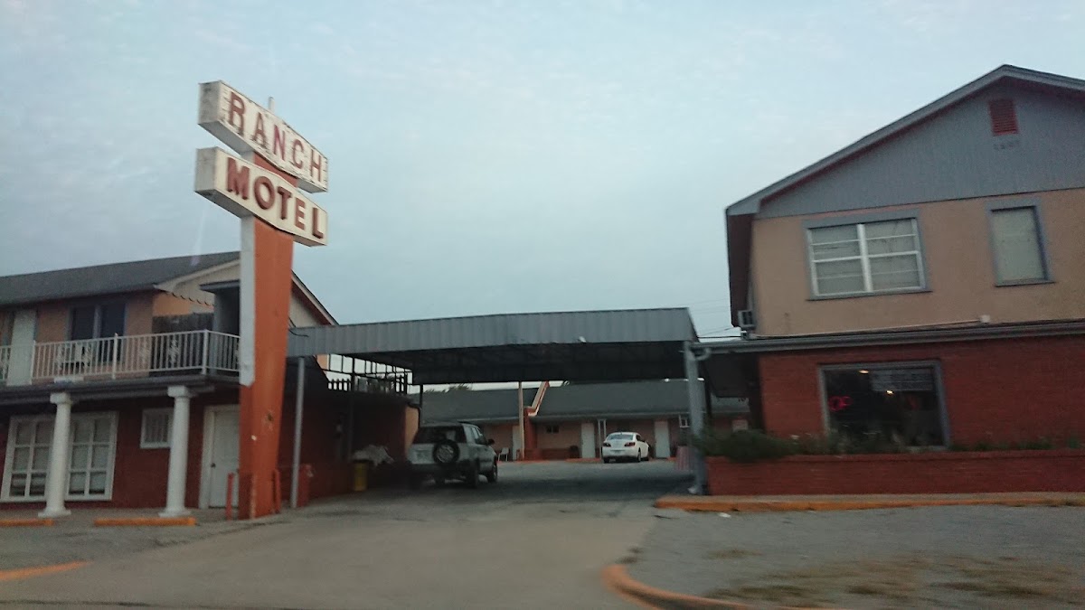 Ranch Motel photo 2