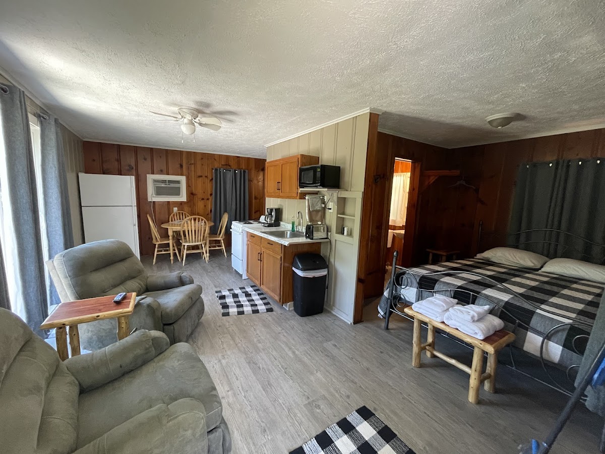 Holiday Shores Resort photo 2