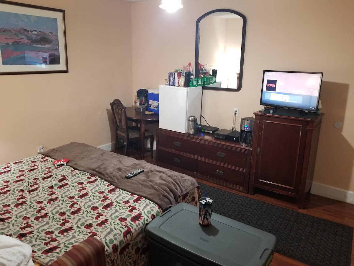 Palatine Motel photo 2