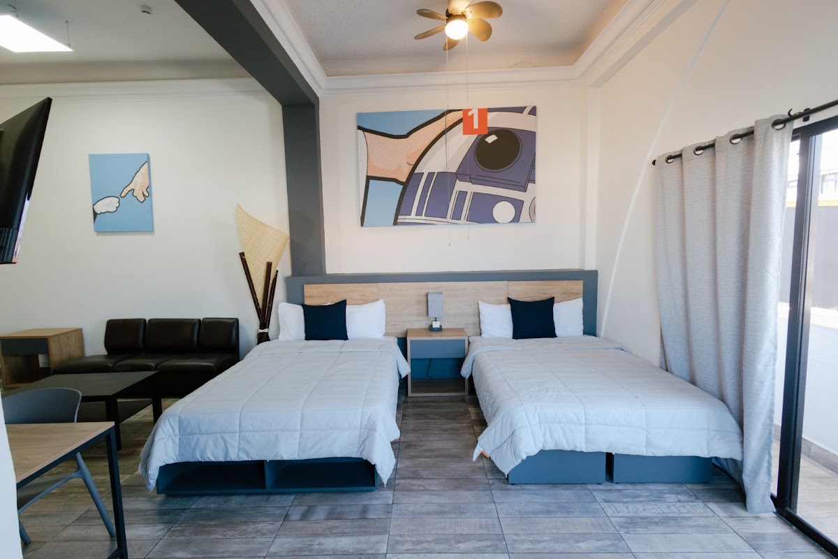 Hostal 170 photo 2