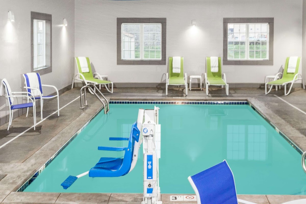 Microtel Inn & Suites by Wyndham West Fargo Medical Center photo 3