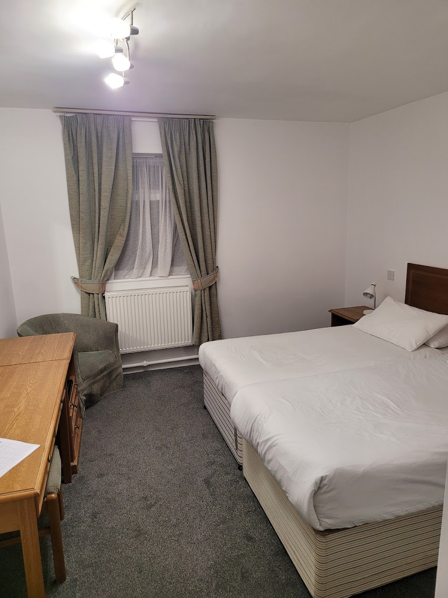Milton Hilltop Hotel photo 2