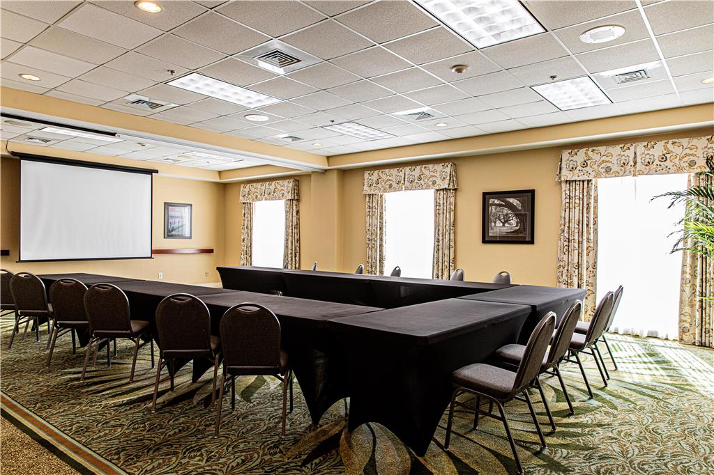 Hampton Inn Charleston - Daniel Island photo 2