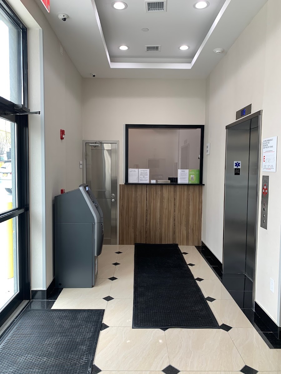 MONTI HOTEL photo 2