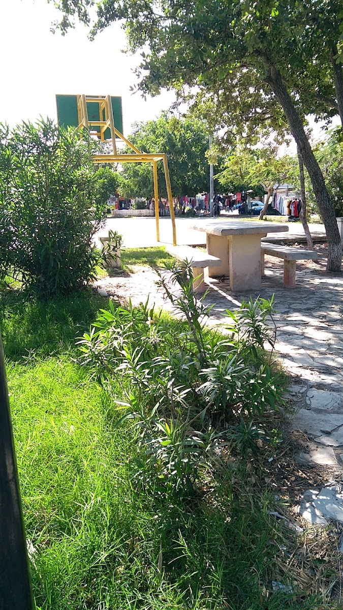 Jardines De Arboledas Park photo 2