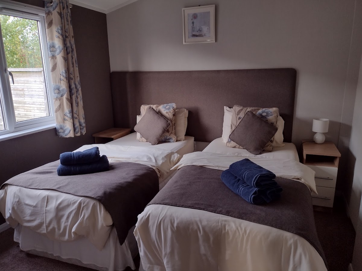 Ashby Woulds Lodges photo 2