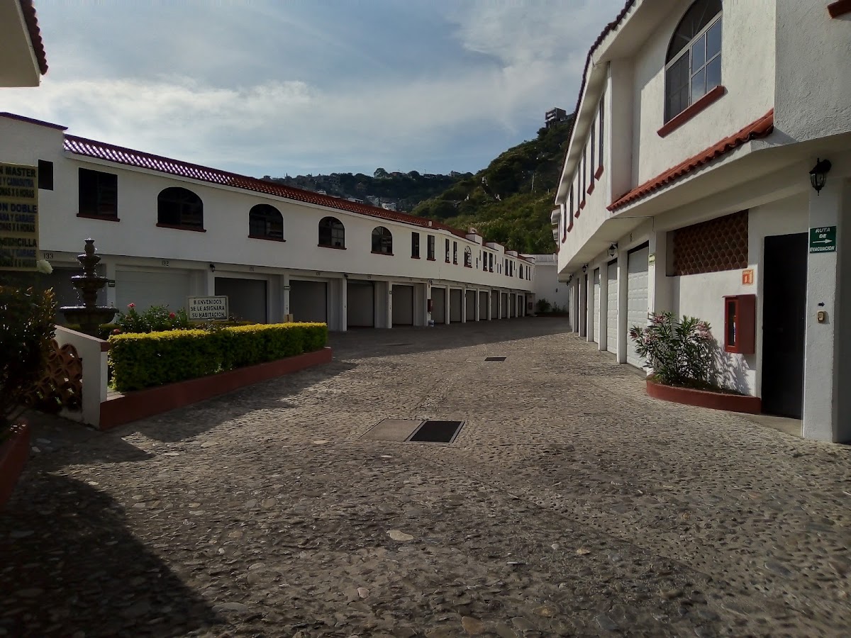 Auto Hotel Argento