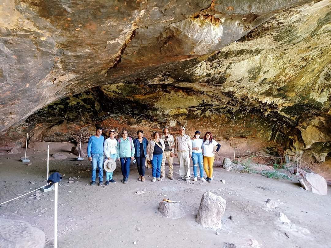 Cueva de Las Manitas