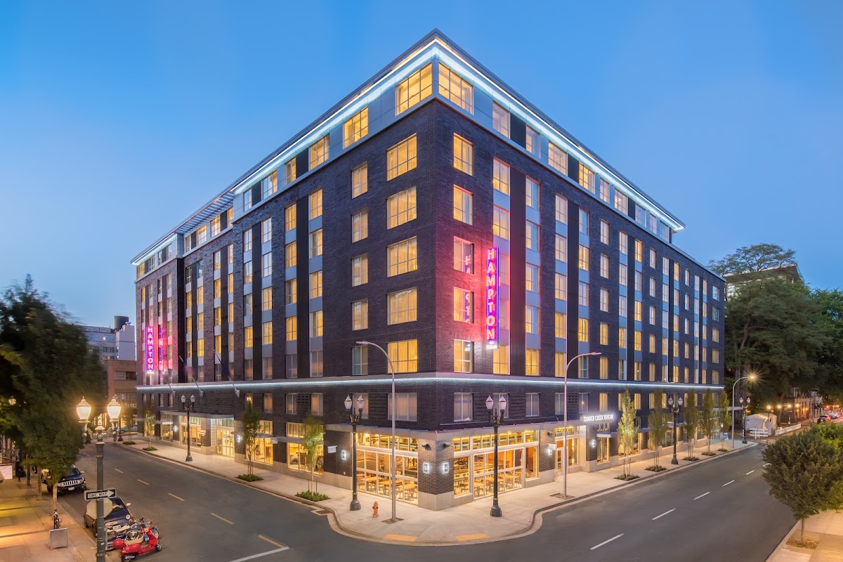 Hampton Inn & Suites Portland-Pearl District